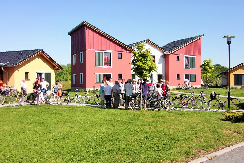 Euroville Jugend- Und Sporthotel Naumbourg Extérieur photo