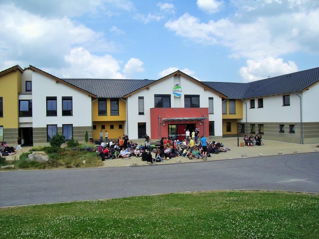 Euroville Jugend- Und Sporthotel Naumbourg Extérieur photo