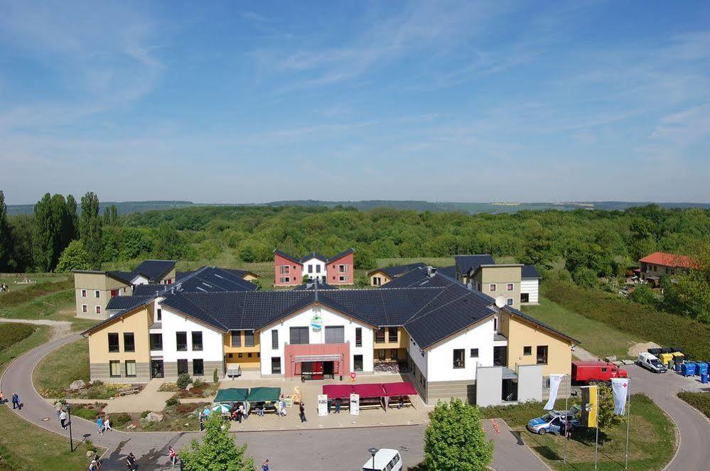 Euroville Jugend- Und Sporthotel Naumbourg Extérieur photo
